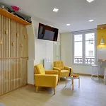 408 Montorgueil - Superbe A *