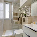 408 Montorgueil - Superbe A *