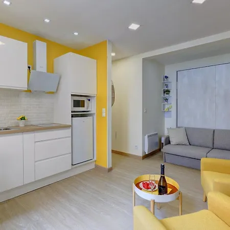 408 Montorgueil - Superbe A * Paris